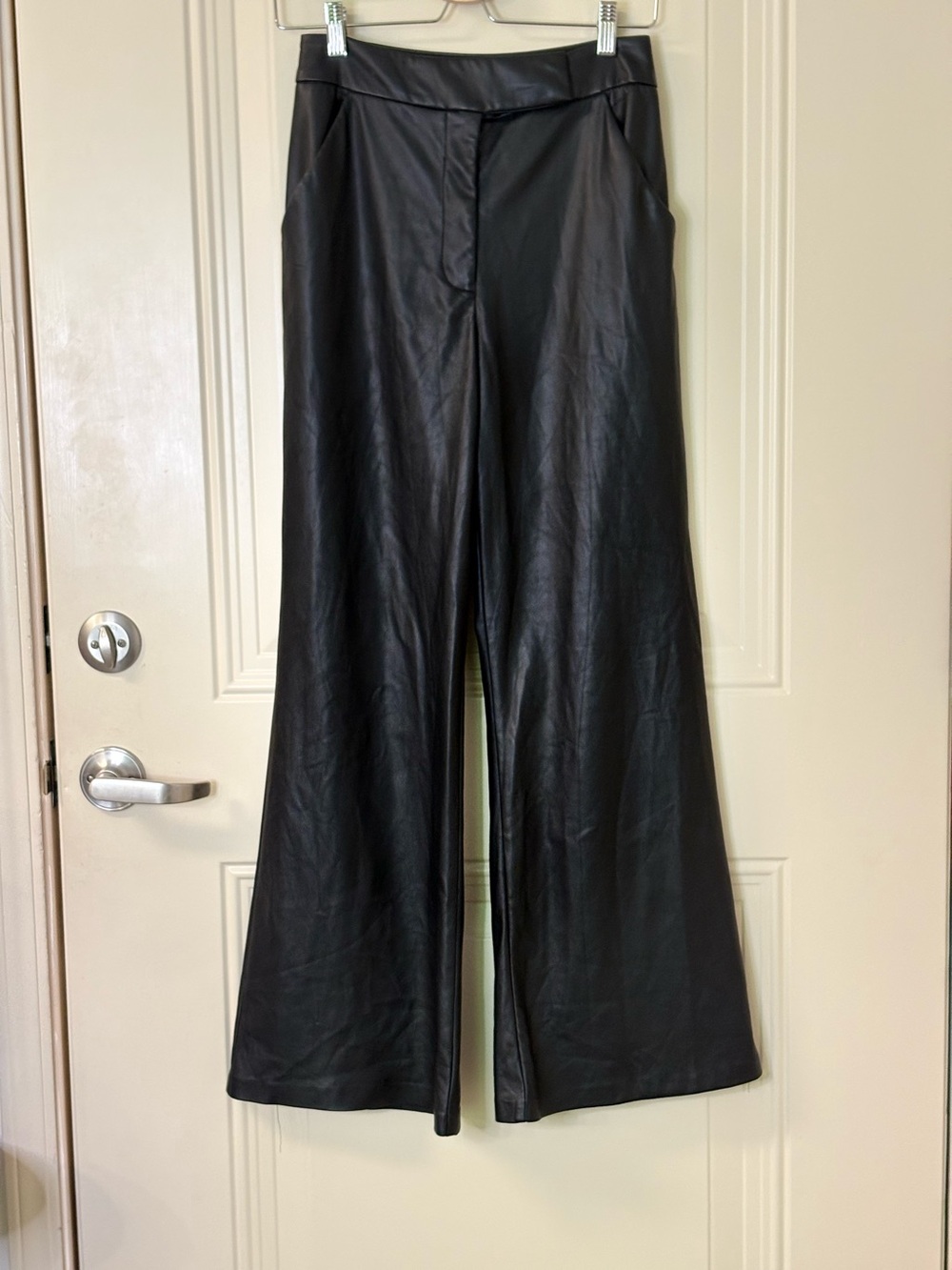 EXPRESS Black Faux Leather Hi-Waisted Flared Wide-Leg Pants SZ 4S (Slim) EUC
